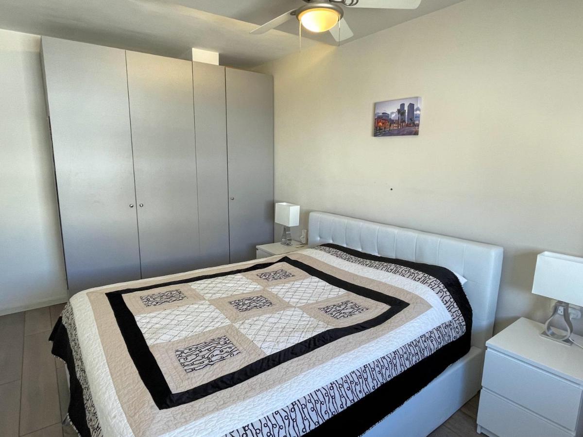 Beautiful 2-Bedroom Condo In The Heart Of Tel Aviv Exterior photo